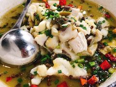 酸菜鱼-万景饭店·鱼街农家菜