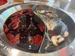 菌汤鸳鸯锅-大龙燚火锅