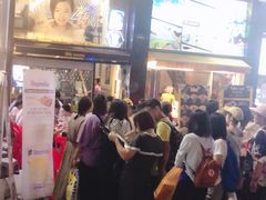 -BHC炸鸡(明洞总店)