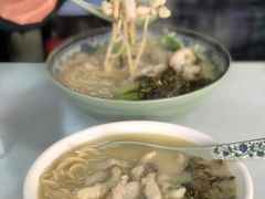 -明呈黄鱼面馆(斜土路店)