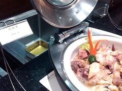 炖肘子-城市名人酒店喝彩西餐厅(人民南路店)