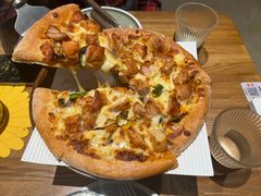 -Dragon Pizza•圆脸龙披萨·牛排餐厅