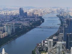-广州塔卢特斯法国旋转餐厅