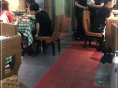 大堂-昱龙大盆牛蛙馆(三兴街总店)