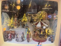 -丽达购物中心(崂山店)