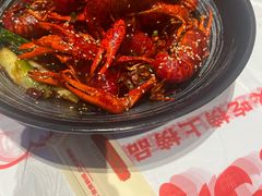 -肥肥虾庄·金牌油焖大虾(汉街SKP店)