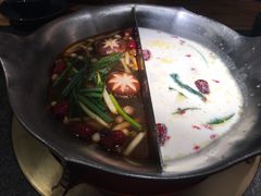 -湊湊火锅·茶憩(东城万达店)