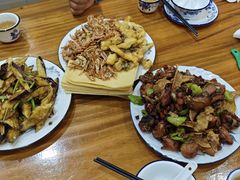 -美顺香食府鱼头老店(雪野湖店)