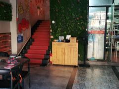 -贤记铁西第一家香辣蟹(香江总店)