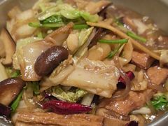 -荷花亭·湖北融合菜(中商广场店)