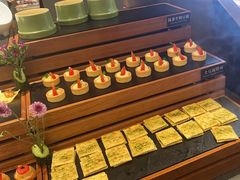 -牛YO寿喜烧·铁板烧和牛火锅自助(市府恒隆店)