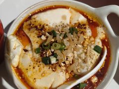 挑豆腐脑儿-董太婆老妈蹄花·川菜馆(福田店)