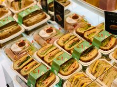-罗森尼娜(德思勤店)