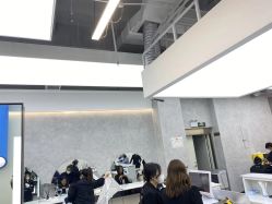 点击看大图 -洛施奇烫发染发沙龙