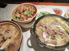 -湘西小馆(滨河路店)