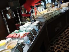 自助取餐区-三迪希尔顿酒店·星空酒廊