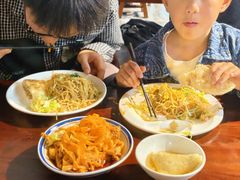 -艳阳天民俗村(公园路店)