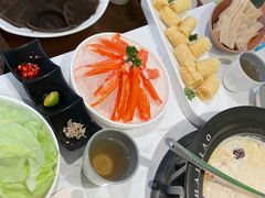 -洪氏嗨捞·广东猪肚鸡·椰子鸡火锅(西咸万象城店)