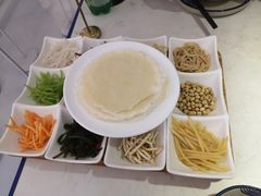 贵阳丝娃娃-苗乡楼·酸汤鱼·贵州菜(成都悠方店)