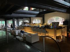 -穹六人间 people 6(岳阳路店)