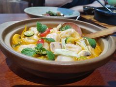 冬阴功汤饺-七色云蔬食(喜邻里店)