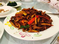 -汇泉王朝大饭店