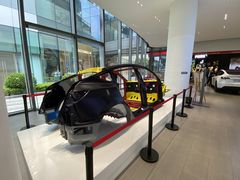 -TESLA 特斯拉(广州天环广场体验店)
