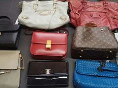 -爱革·奢品·鞋包·衣物·家居(博荟广场店)