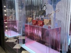 -PRADA普拉达(德基广场店)