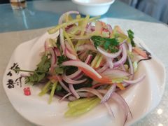 新疆老虎菜-马尔龙新疆饭店·清真(瑞景店)