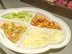 -左庭右院鲜牛肉火锅黑金店(陆家嘴中心店)