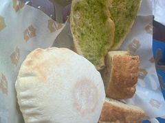 餐前面包-青岛香格里拉·鱼跃地中海西餐厅