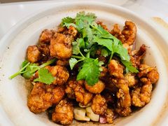 嘟嘟牛蛙煲-神仙馆(衡山路店)