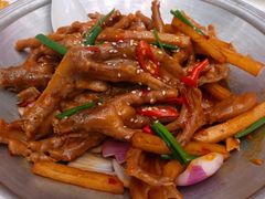 干锅鸡爪鸭爪-亢龙太子酒轩·花园店