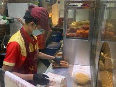 -Bánh Mì Huynh Hoa