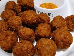 干炸丸子-河沿肉饼Beijing Pie(东华门店)