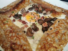 鸡蛋蘑菇熏肉荞麦可丽饼-RAC BAR(安福路店)