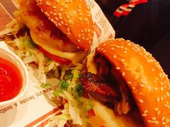-The Habit Burger Grill 哈比特汉堡(复兴soho店)