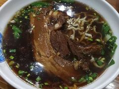 -小龙大肉面馆