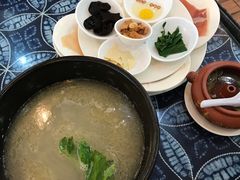 -桥香园过桥米线(国贸店)
