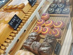 -焙丽拾光(麦凯乐直营店)