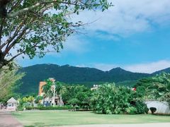 -亚龙湾亚泰商业街