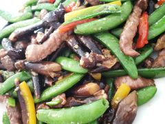 鸡枞菌炒牛柳-叙兴楼(礼东财记农庄分店)