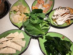 -一叶一世界·素食餐厅(锦华万达店)