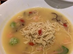 -桂满陇·蟹黄小笼汤包(巴黎春天浦建店)