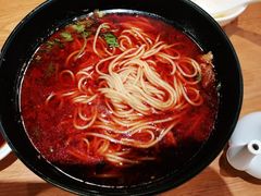 -诚铭记·虾仁汤包·成都小吃(融创店)