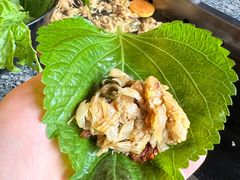 -果松木炭酸菜铜火锅·外婆参鸡汤