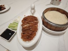 -梅利汴京烤鸭•开封豫菜地标店(东司门店)