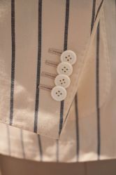 -优刻西服西装定制(金轮国际广场店)