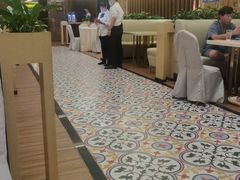 -鸿泰洋美食水会(东门中店)